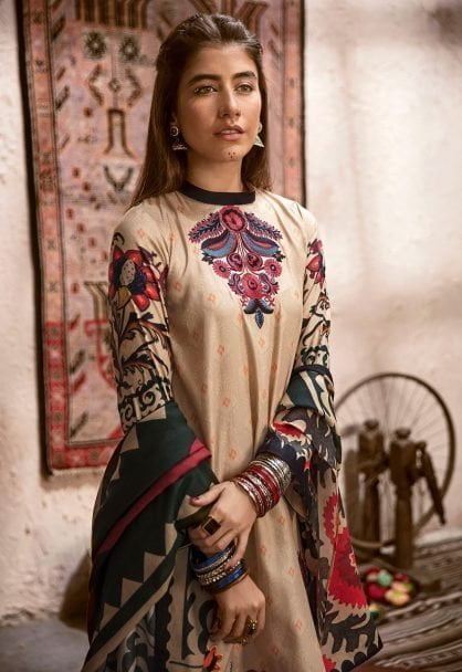 CROSS STITCH COTTON SATIN 2018 SUZANI CHROMA 17