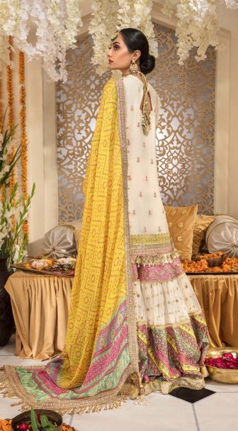 Anaya By Kiran Chaudhry Embroidered Chiffon AKMC19 04 ALMAS - Wedding Collection