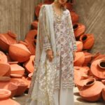 qalamkar-luxury-lawn-collection-2020-02-01