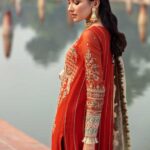 charizma-premium-embroidered-chiffon-collection-2021–dastan-e-jashan-06-_02_