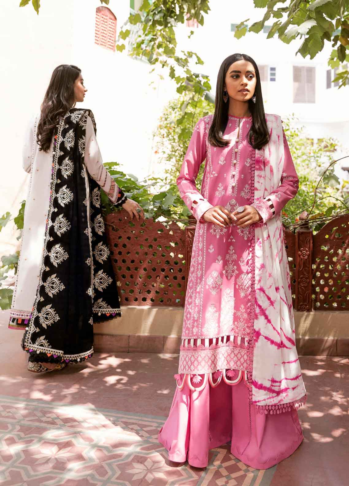 Zaha-Luxury-Festive-Lawn-2021-Collection-07_02