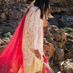 coco-by-zara-shahjahan-luxury-lawn-2021-collection-05a-_02