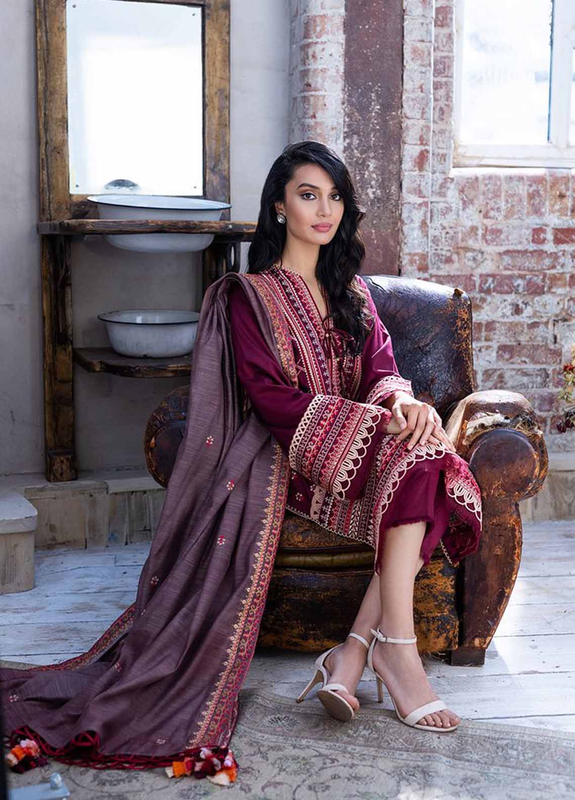 Sobia Nazir Embroidered Cotton Satin Suit Unstitched 3 Piece 03B – Autumn/Winter Collection