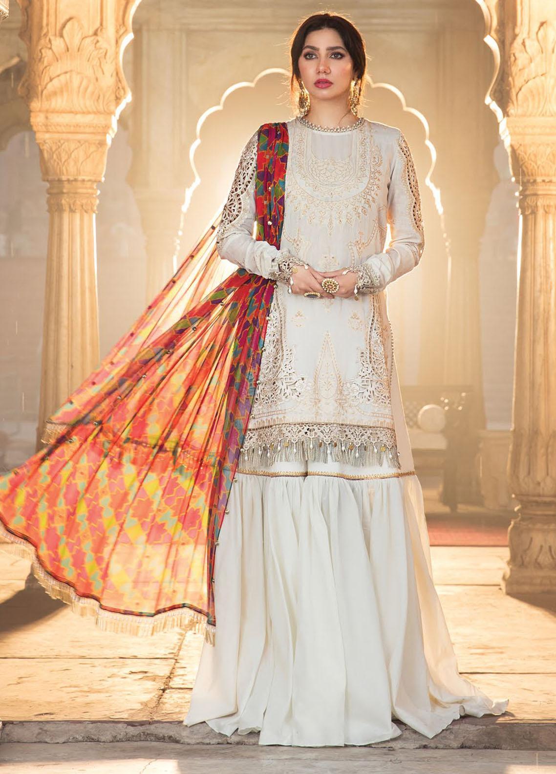 maria-b-mein-teri-aan-lawn-collection-2022-1a-_01