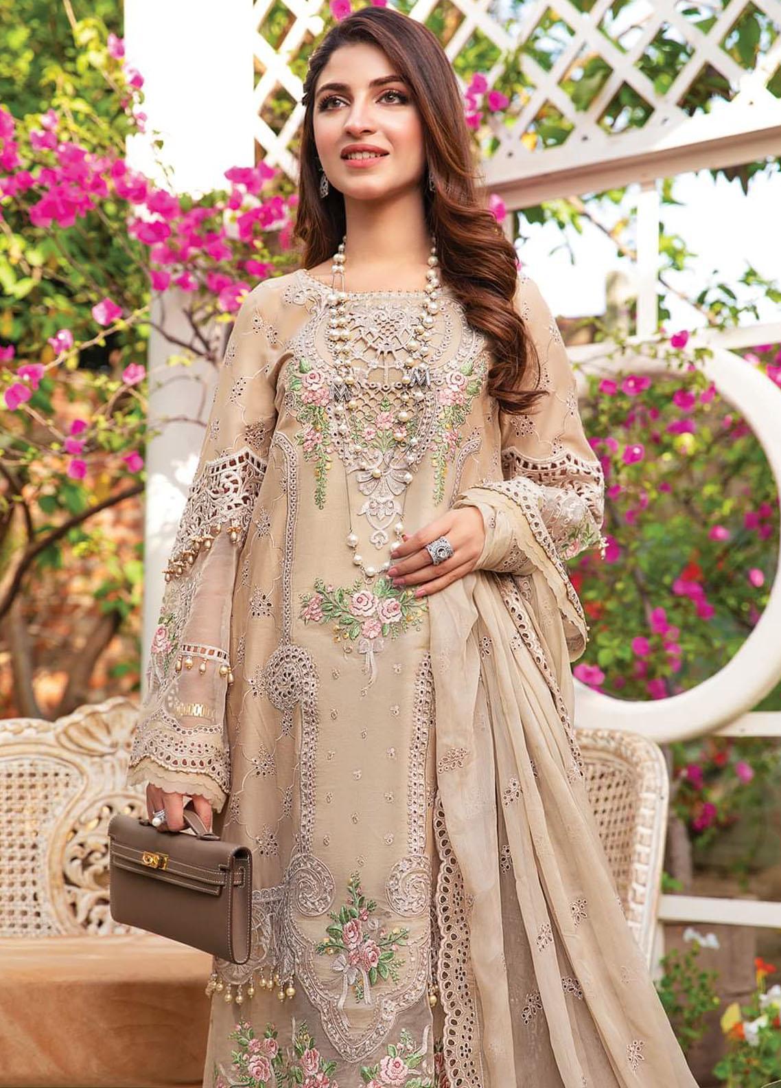 maria-b-unstitched-eid-lawn-collection-2022-d6-_02