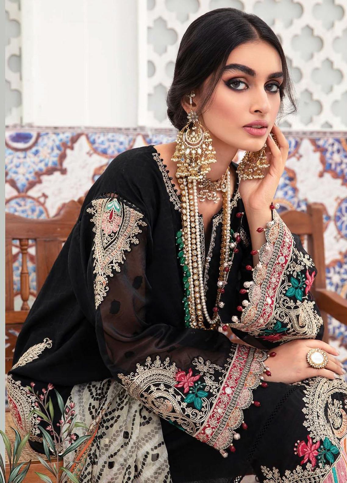 maria-b-unstitched-eid-lawn-collection-2022-d7-_03