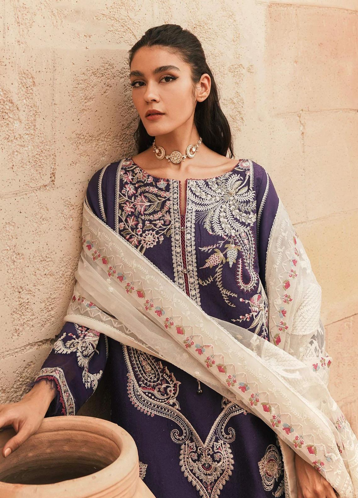 zara-shahjahan-embroidered-luxury-lawn-collection-2022-dina-02-03