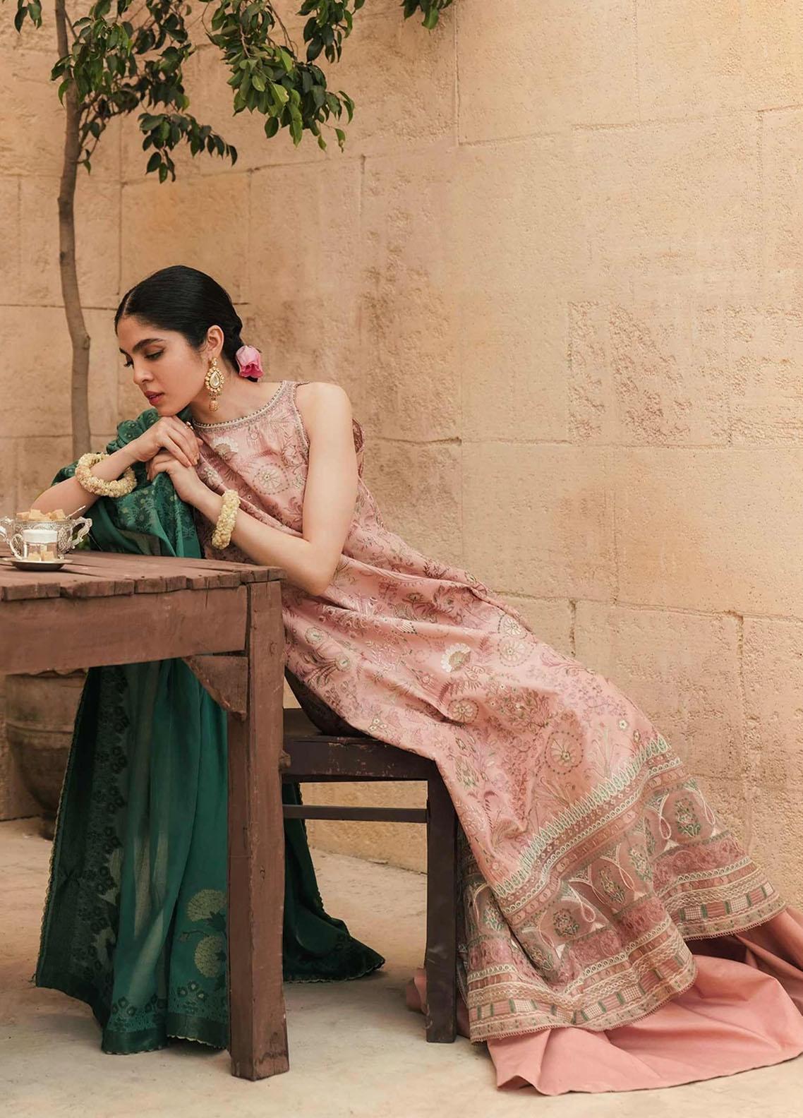 zara-shahjahan-embroidered-luxury-lawn-collection-2022-zaina-09-03